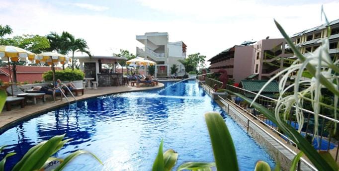 Swimming pool, Swimming pool