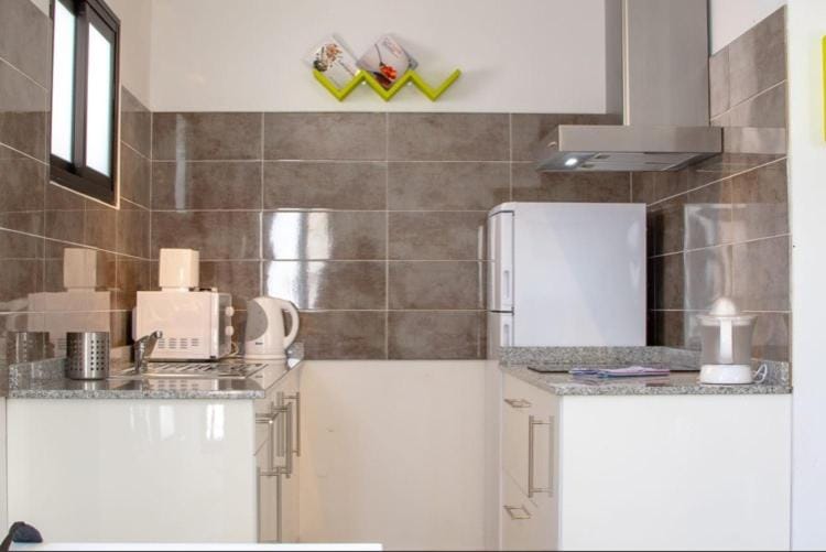 Coffee/tea facilities, Kitchen or kitchenette