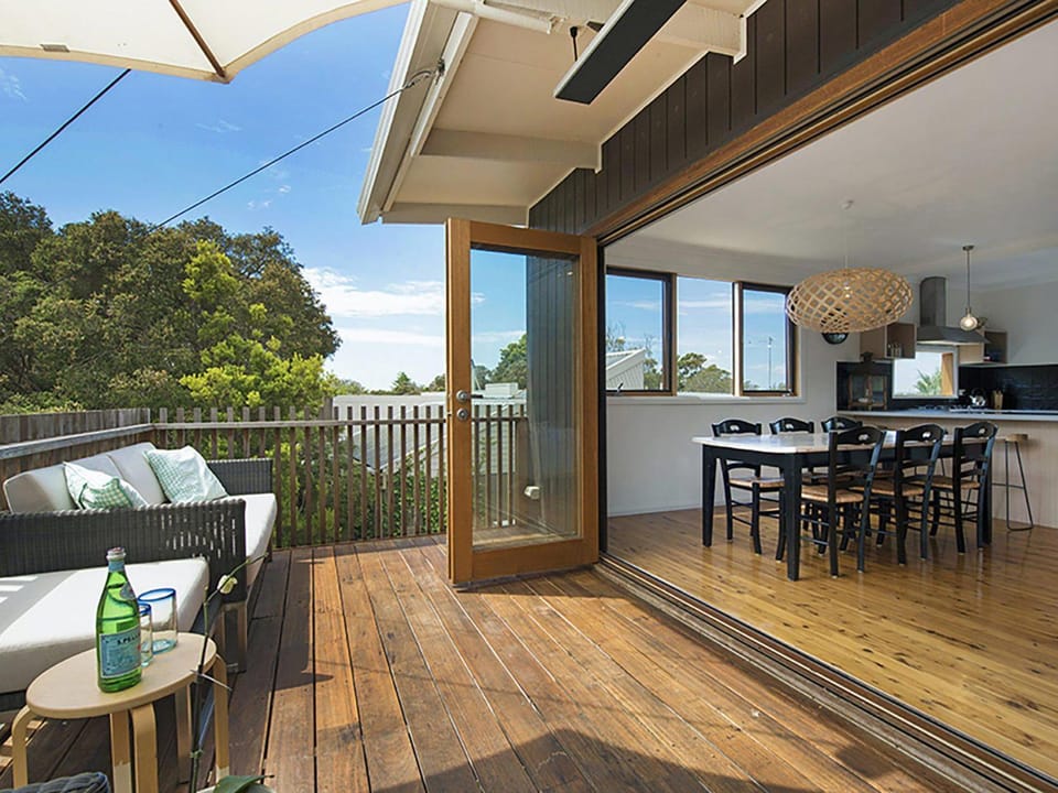 Treetops House in Melbourne Road