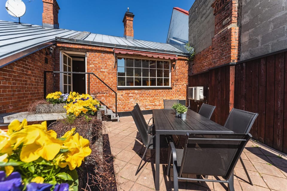 Patio, Balcony/Terrace, Seating area, Garden view