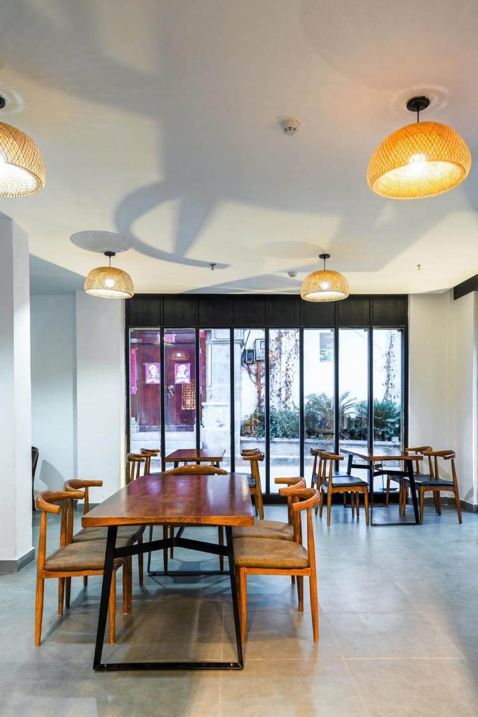 Restaurant/places to eat, Restaurant/places to eat, Communal lounge/ TV room, Breakfast