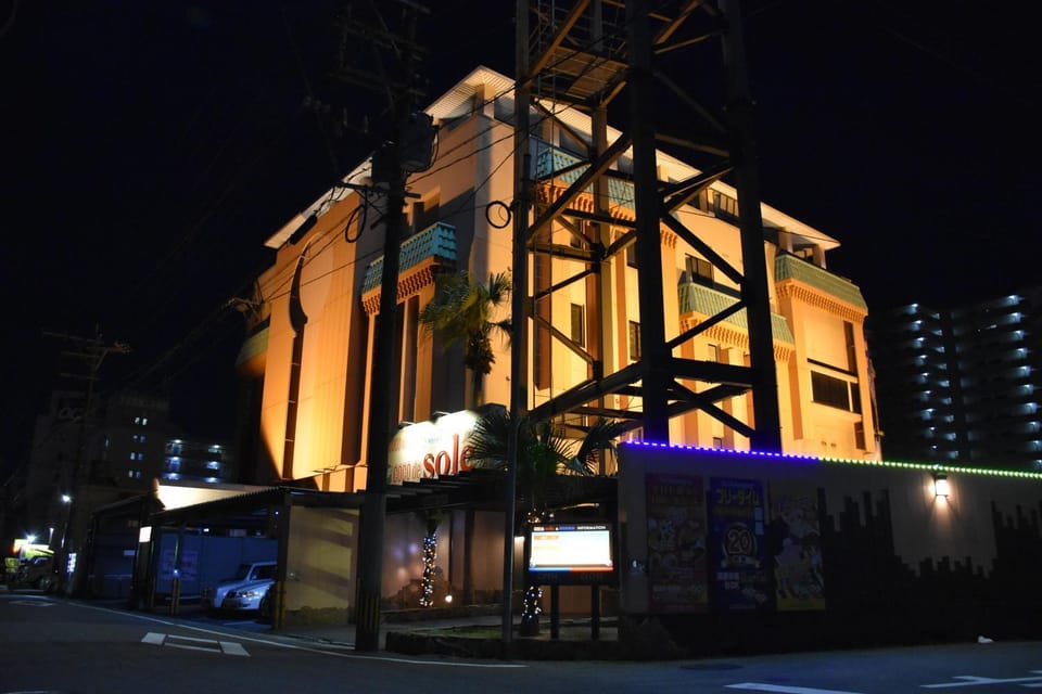 Property building, Facade/entrance