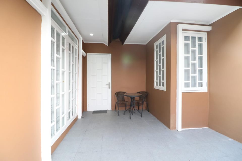 Diyar Villas Puncak M6/12 Villa in West Java