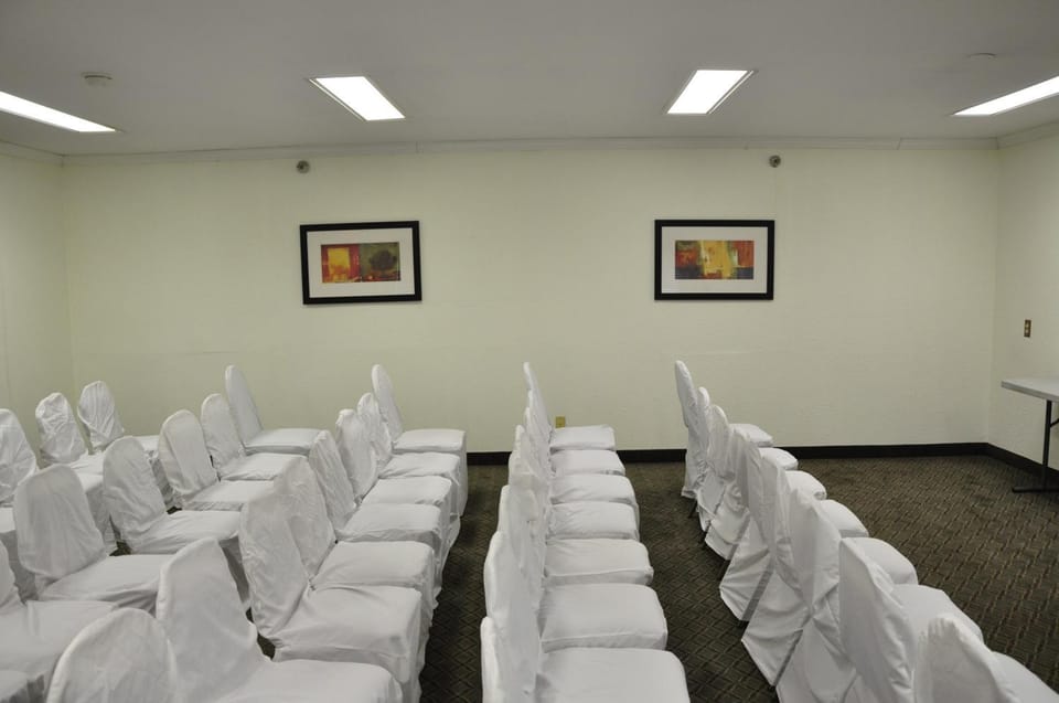 Meeting/conference room