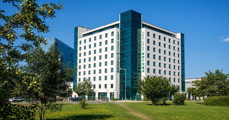 Property building, Location