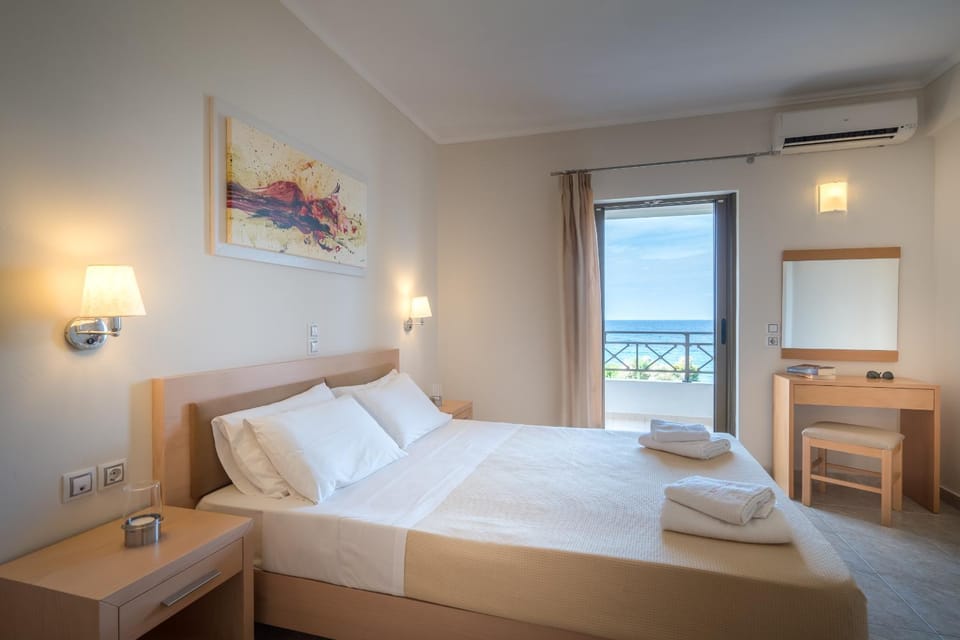 Bedroom, Sea view