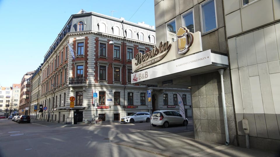 Property building, Neighbourhood, Street view