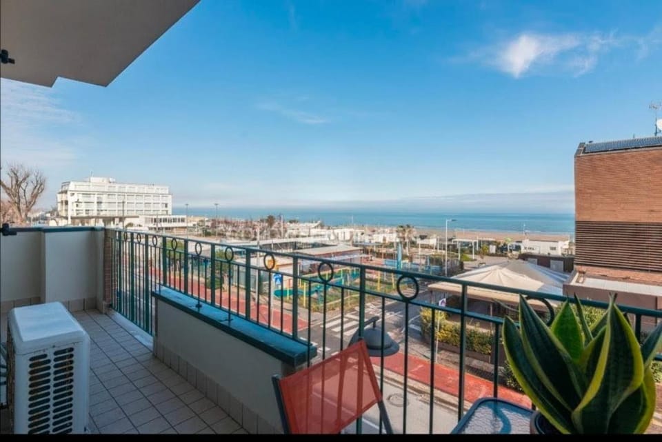 Day, Natural landscape, View (from property/room), Balcony/Terrace, City view, Sea view