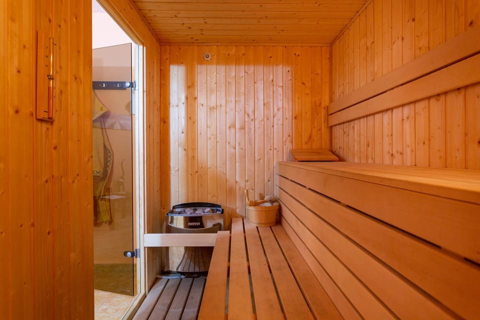 Sauna, Sauna, Spa and wellness centre/facilities
