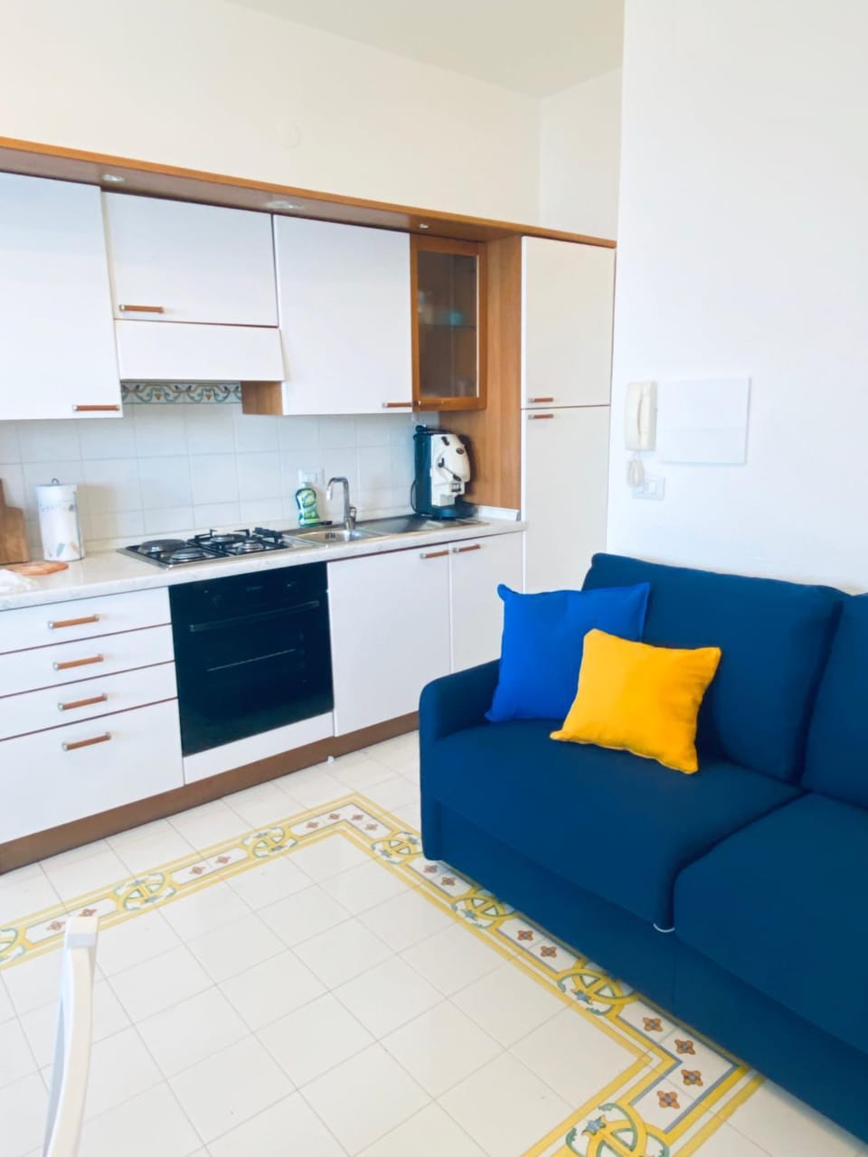 Kitchen or kitchenette, Living room, Dining area