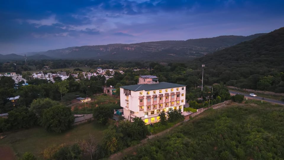 Property building, Natural landscape, Bird's eye view, Mountain view