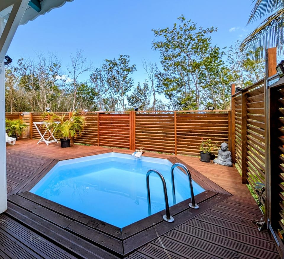 Day, Pool view, Swimming pool, Swimming pool, sunbed