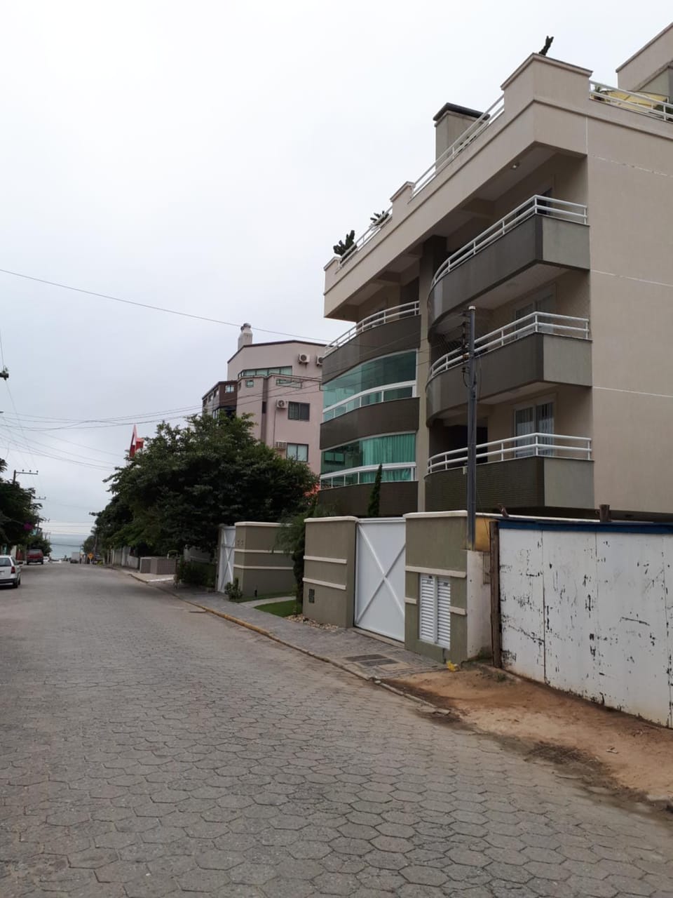 Facade/entrance, View (from property/room), Beach