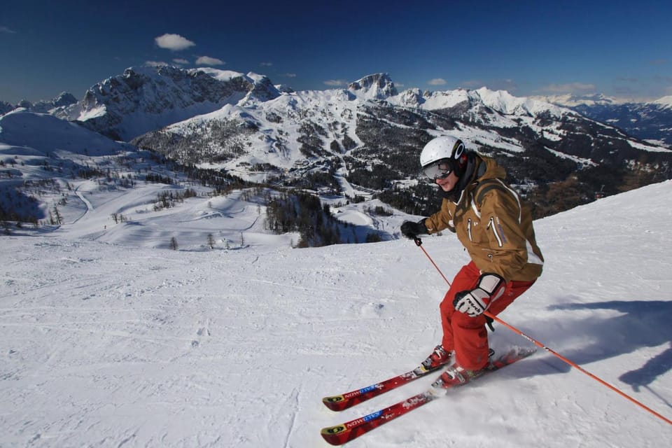 Off site, Winter, Skiing, Skiing