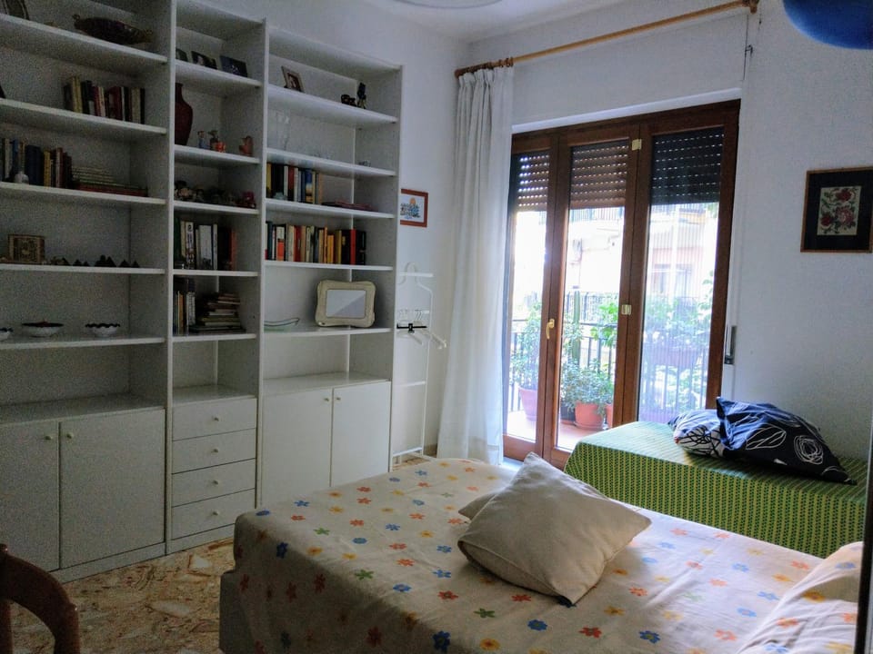 Appartamento MERCATELLO Apartment in Salerno
