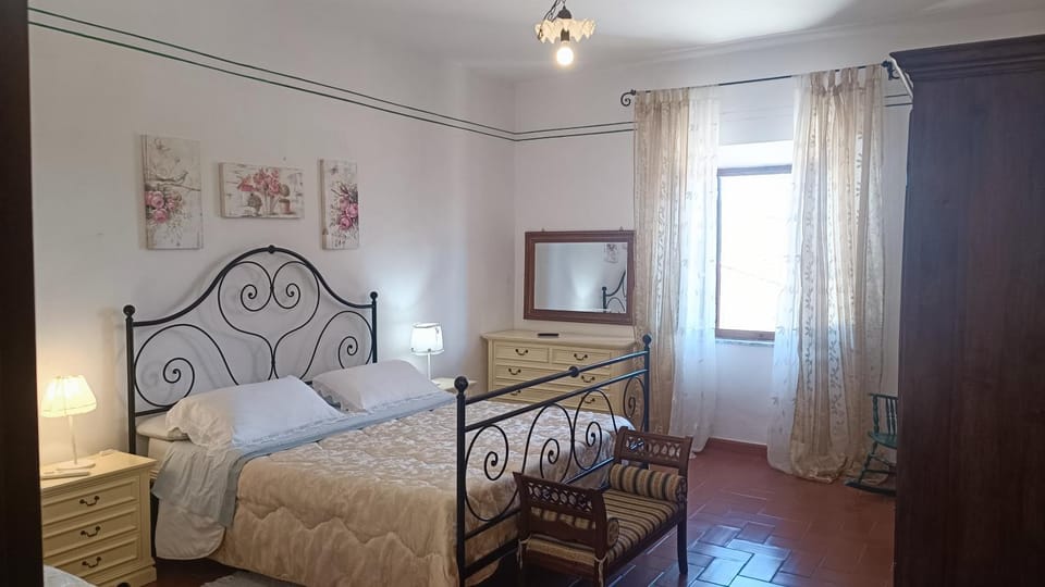 Le Checche Farm Stay in Tuscany