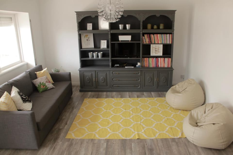 Day, Living room, City view