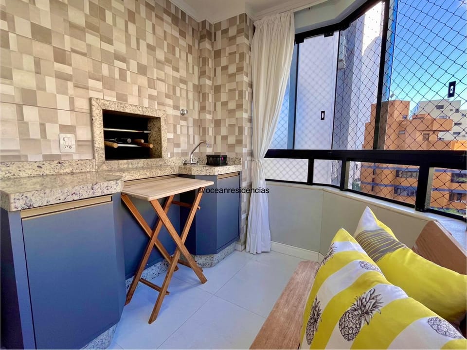Property building, Dining area, Breakfast