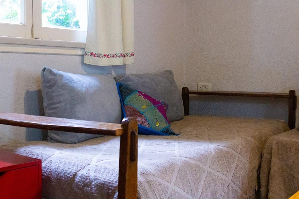Bed, Living room