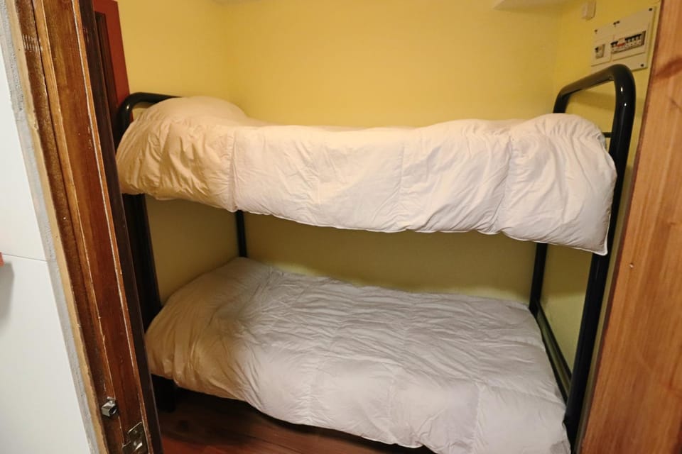 bunk bed