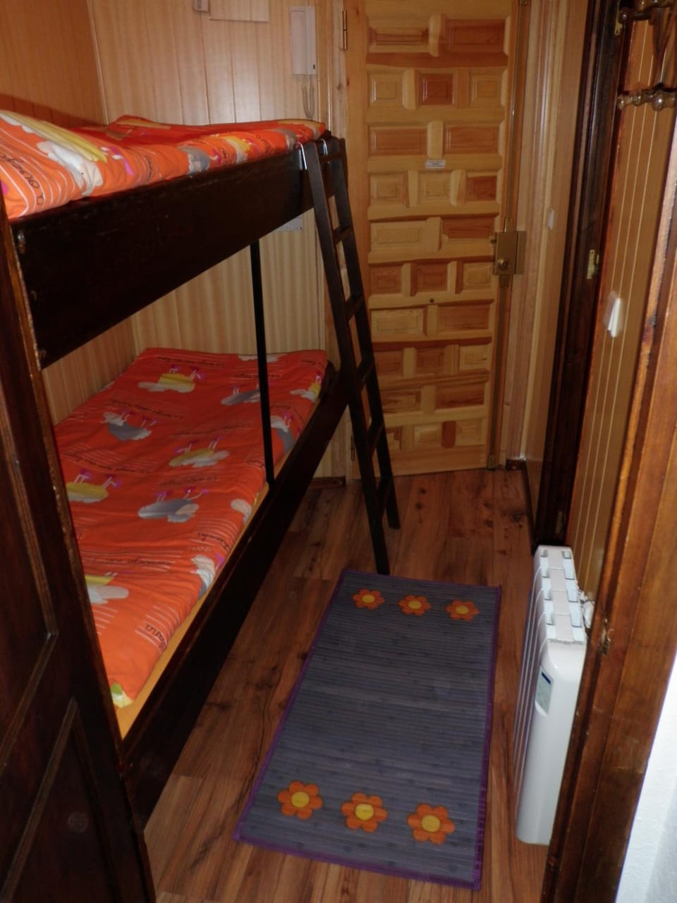 bunk bed
