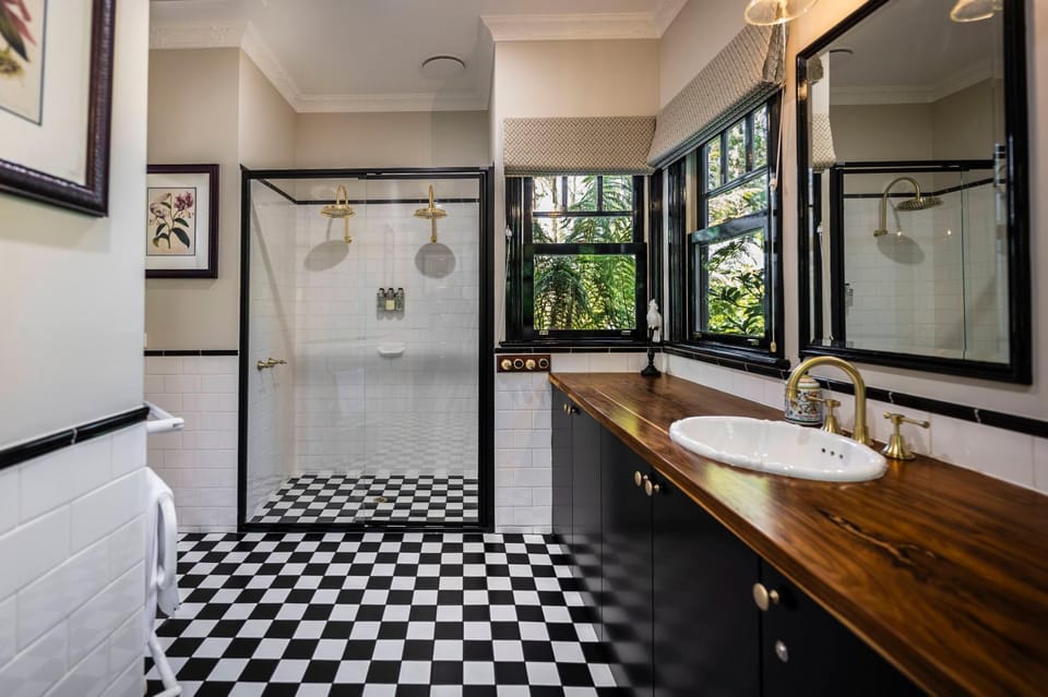 Shower, Bathroom