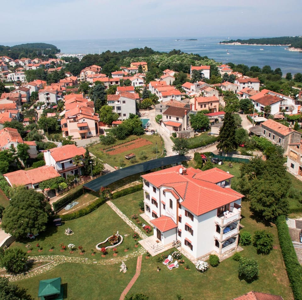Bird's eye view, City view, Sea view