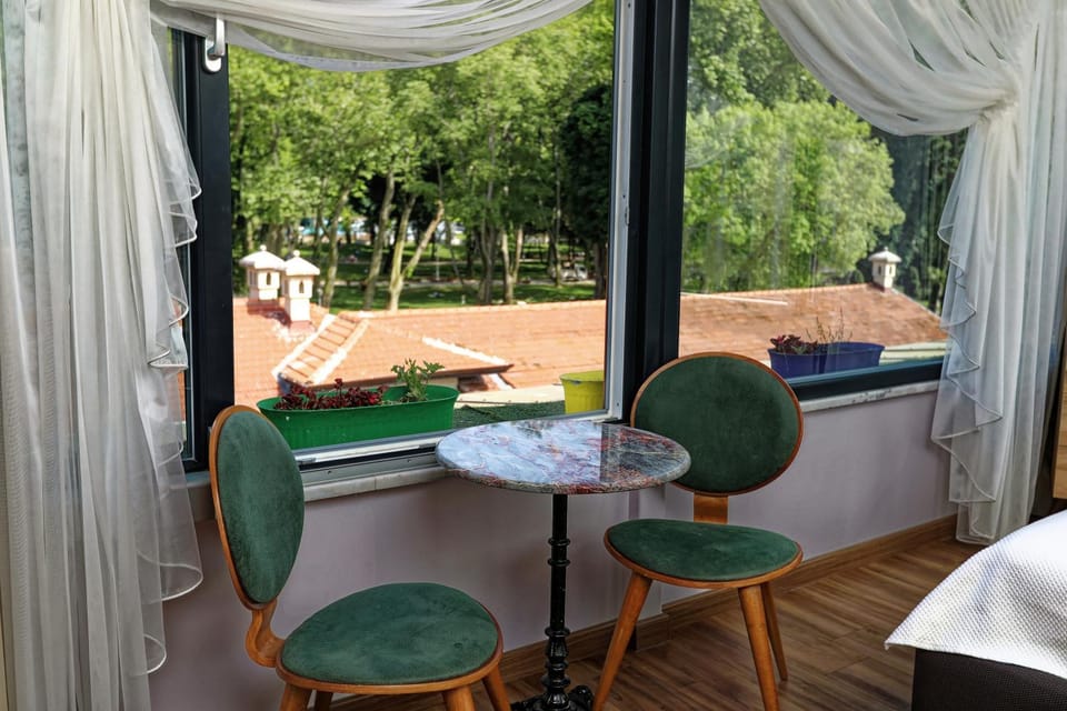 Seating area, Garden view, Landmark view