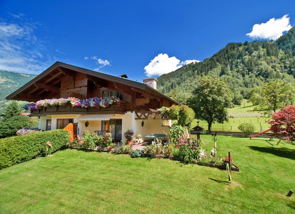 Landhaus Doris Apartment in Salzburgerland