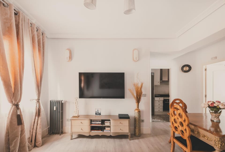City Deluxe Apartment- Alquiler corta duración Apartment in Madrid