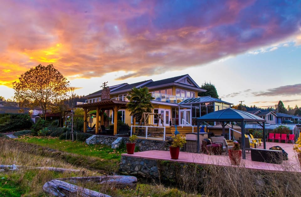 Property building, Sunset