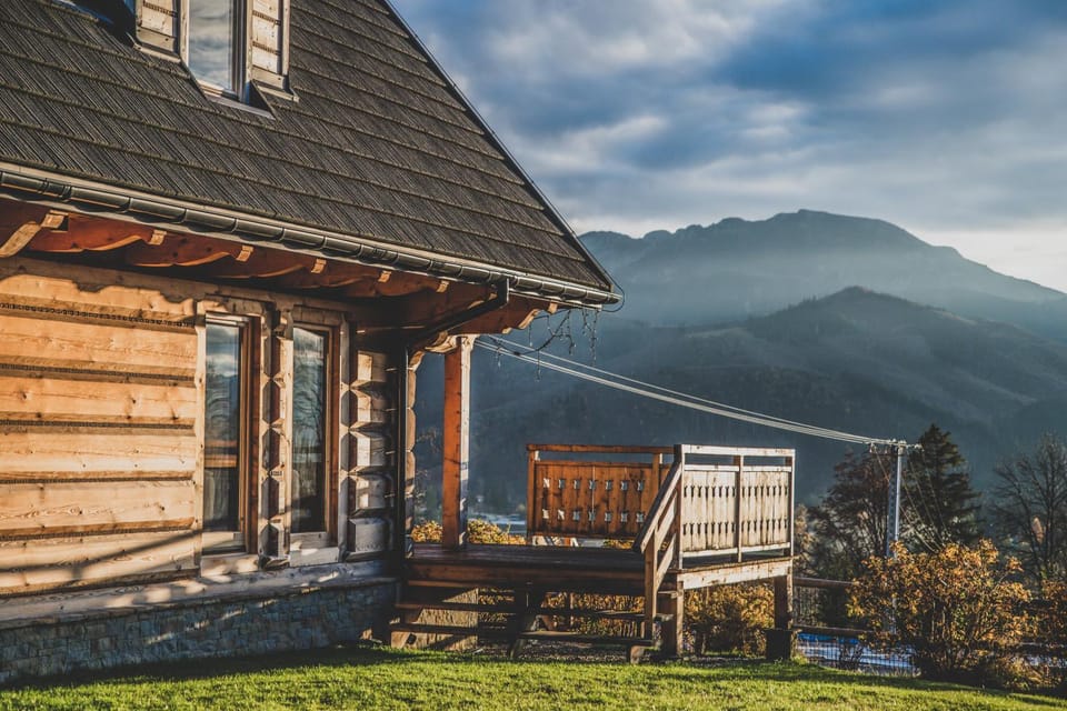 Property building, Day, Natural landscape, Mountain view