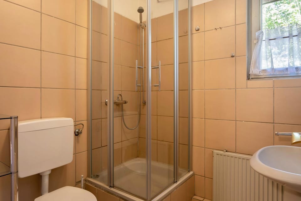 Bathroom, Living room