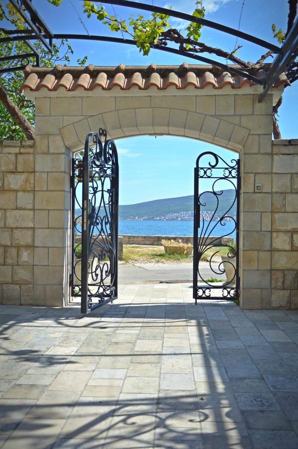 Apartmani Mustur Apartment in Kotor Municipality