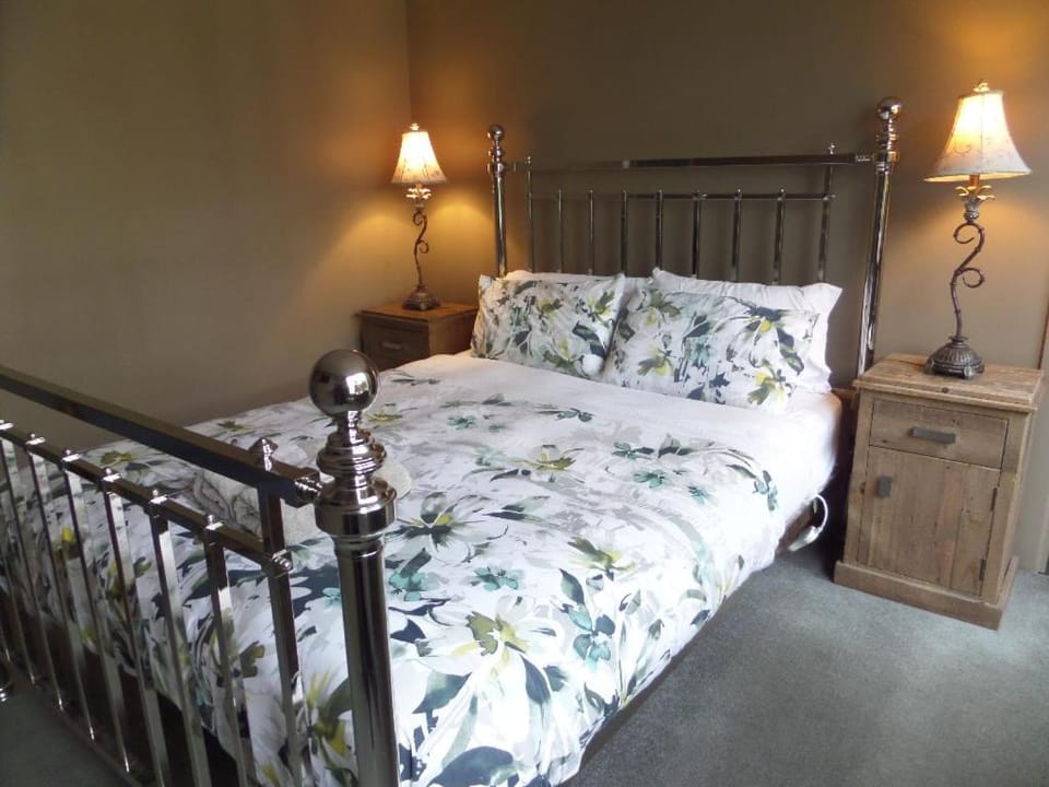 Designer Cottage Bed and Breakfast in Christchurch