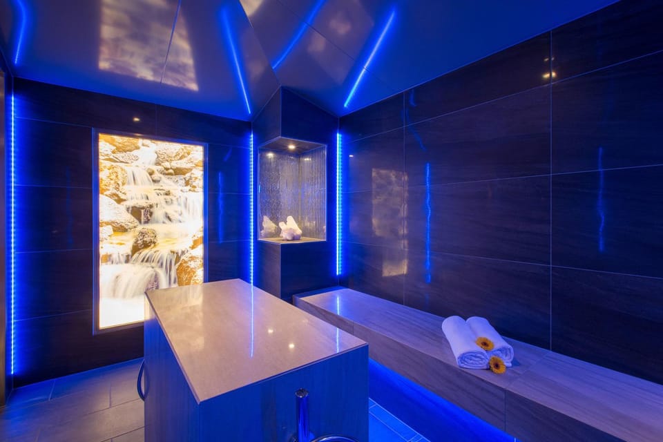 Steam room, Spa and wellness centre/facilities