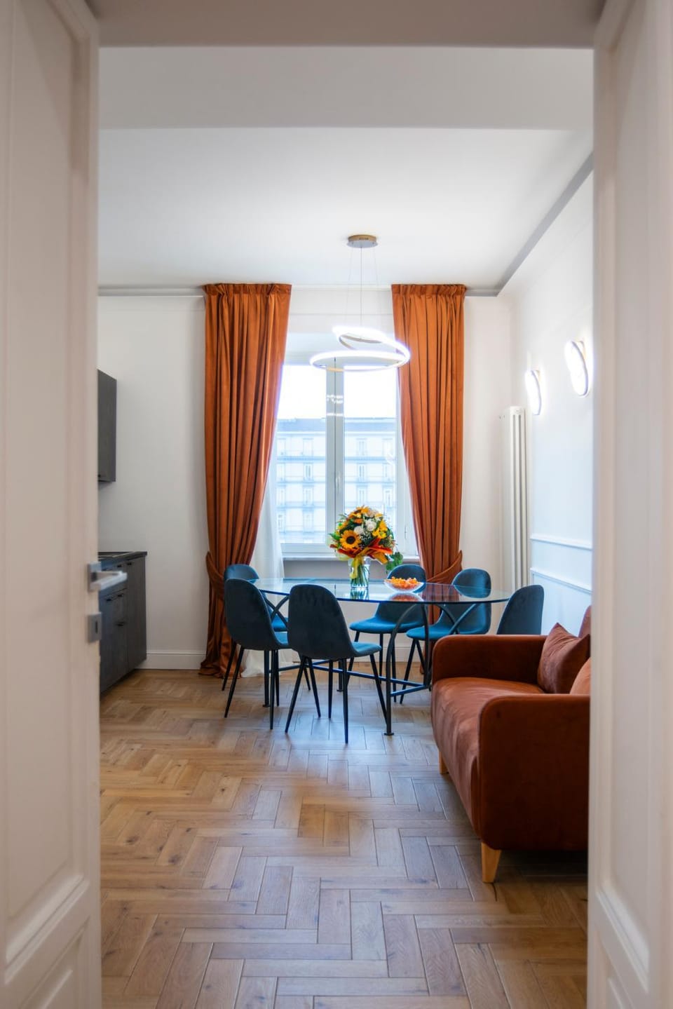Living room, Seating area, Dining area