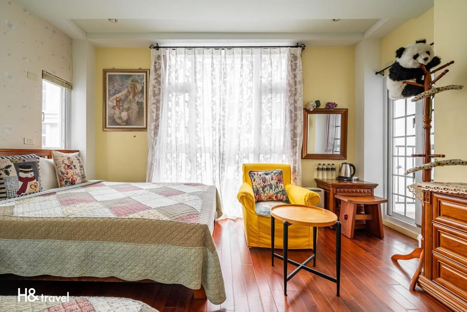 Photo of the whole room