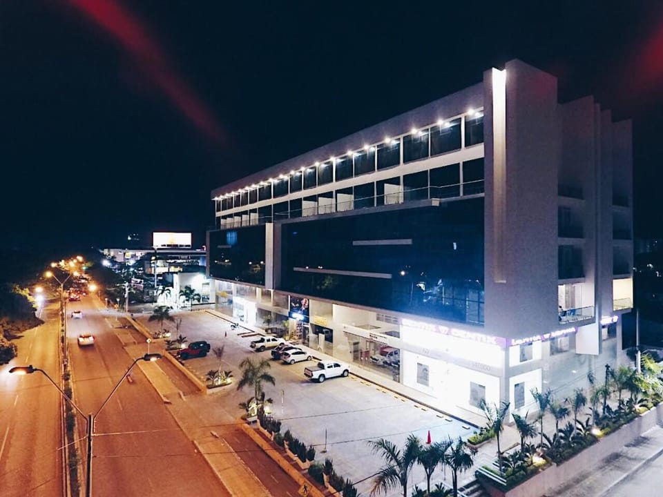 Off site, Bird's eye view