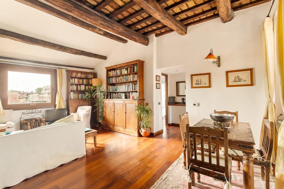 Piazza Mattei Terrace Apartment | Romeloft Apartment in Rome