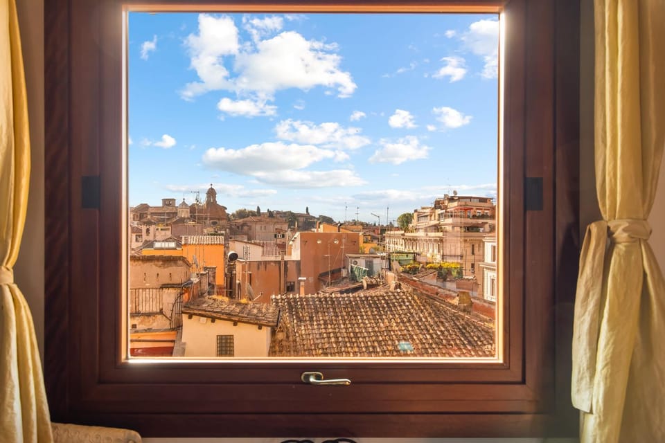 Piazza Mattei Terrace Apartment | Romeloft Apartment in Rome