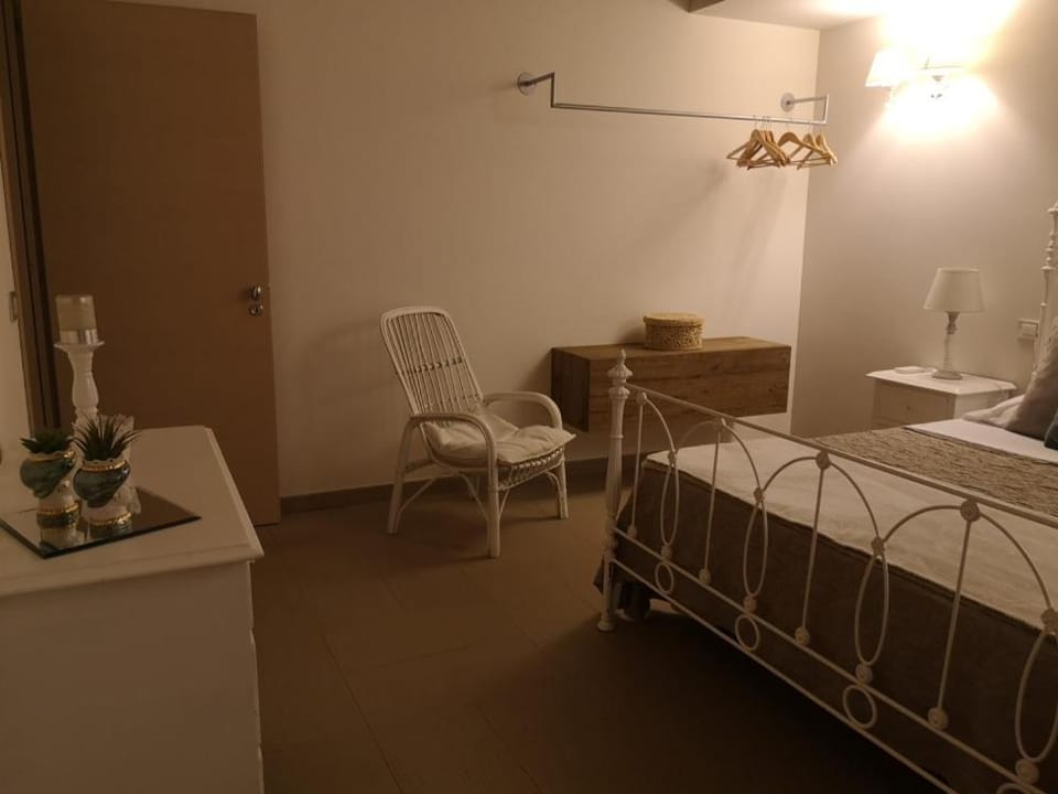 Bedroom, Garden view