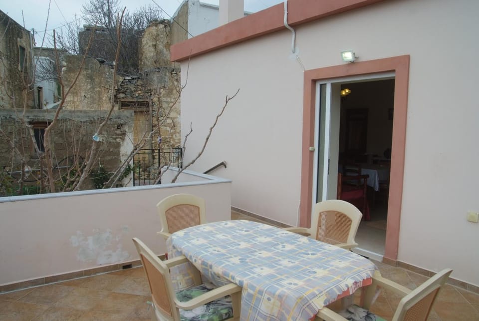 Tourloti Village House Apartment in Lasithi