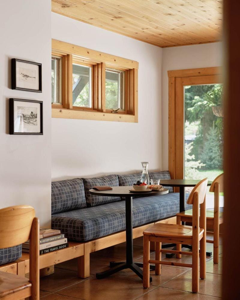 Seating area
