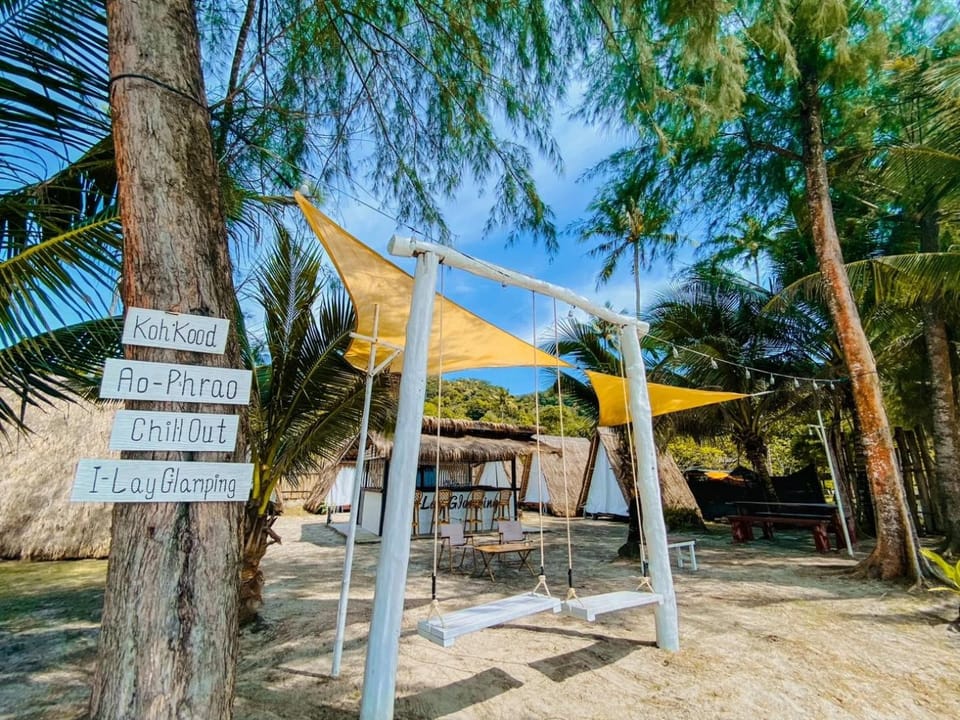 Dining area, Area and facilities