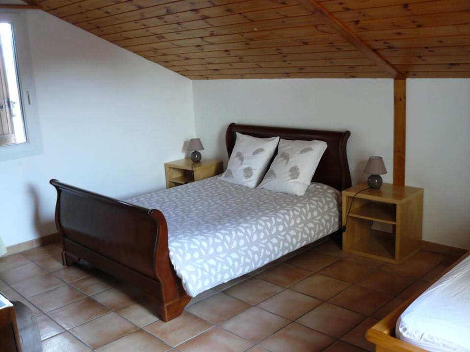 Photo of the whole room, Garden view, Mountain view, Family, Quiet street view
