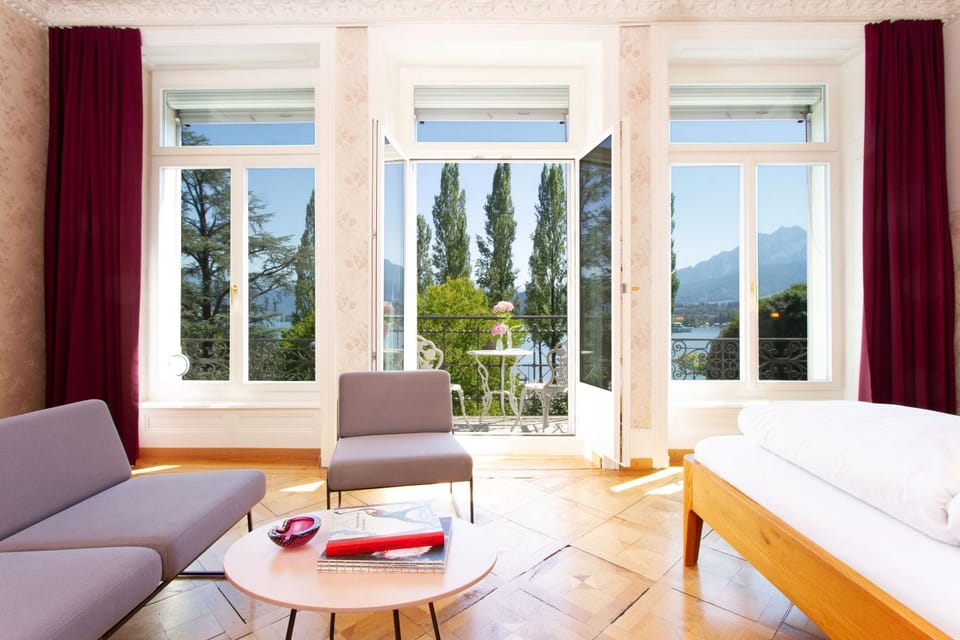 Photo of the whole room