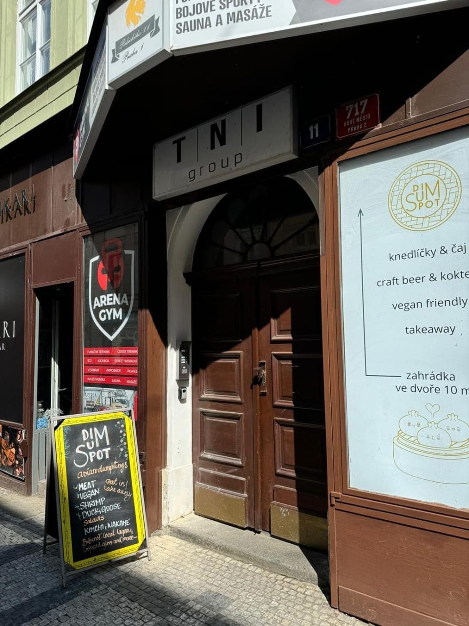 Restaurant/places to eat
