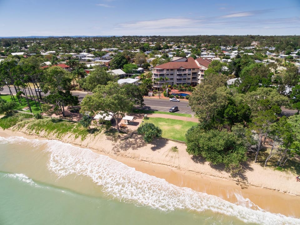 Bird's eye view, Beach, On site