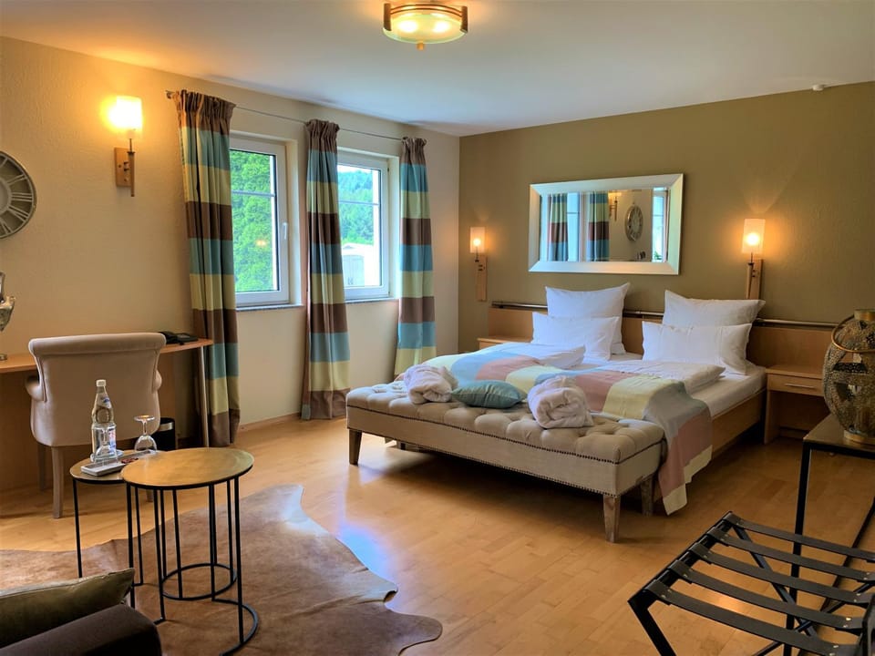 View (from property/room), Photo of the whole room, Dining area, Garden view